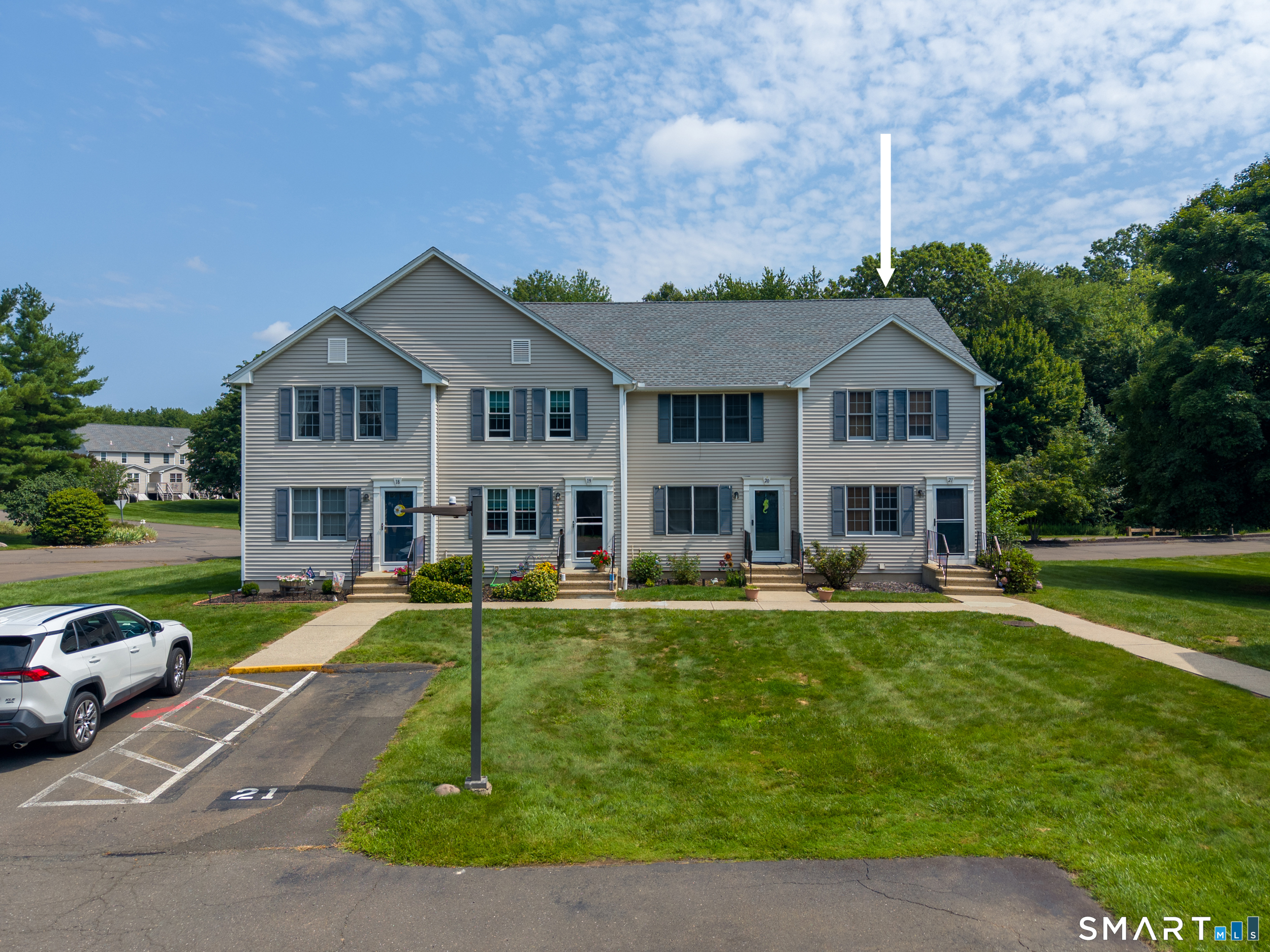 21 White Tail Lane Wallingford CT 06492