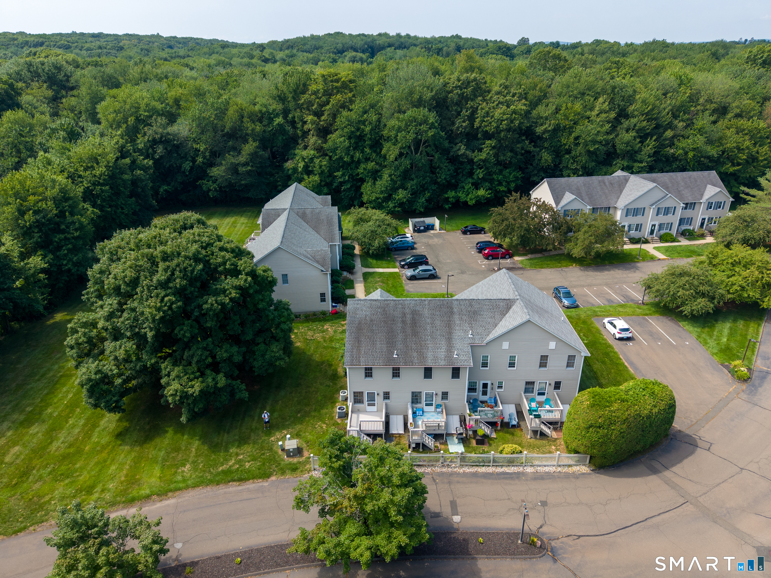 21 White Tail Lane Wallingford CT 06492