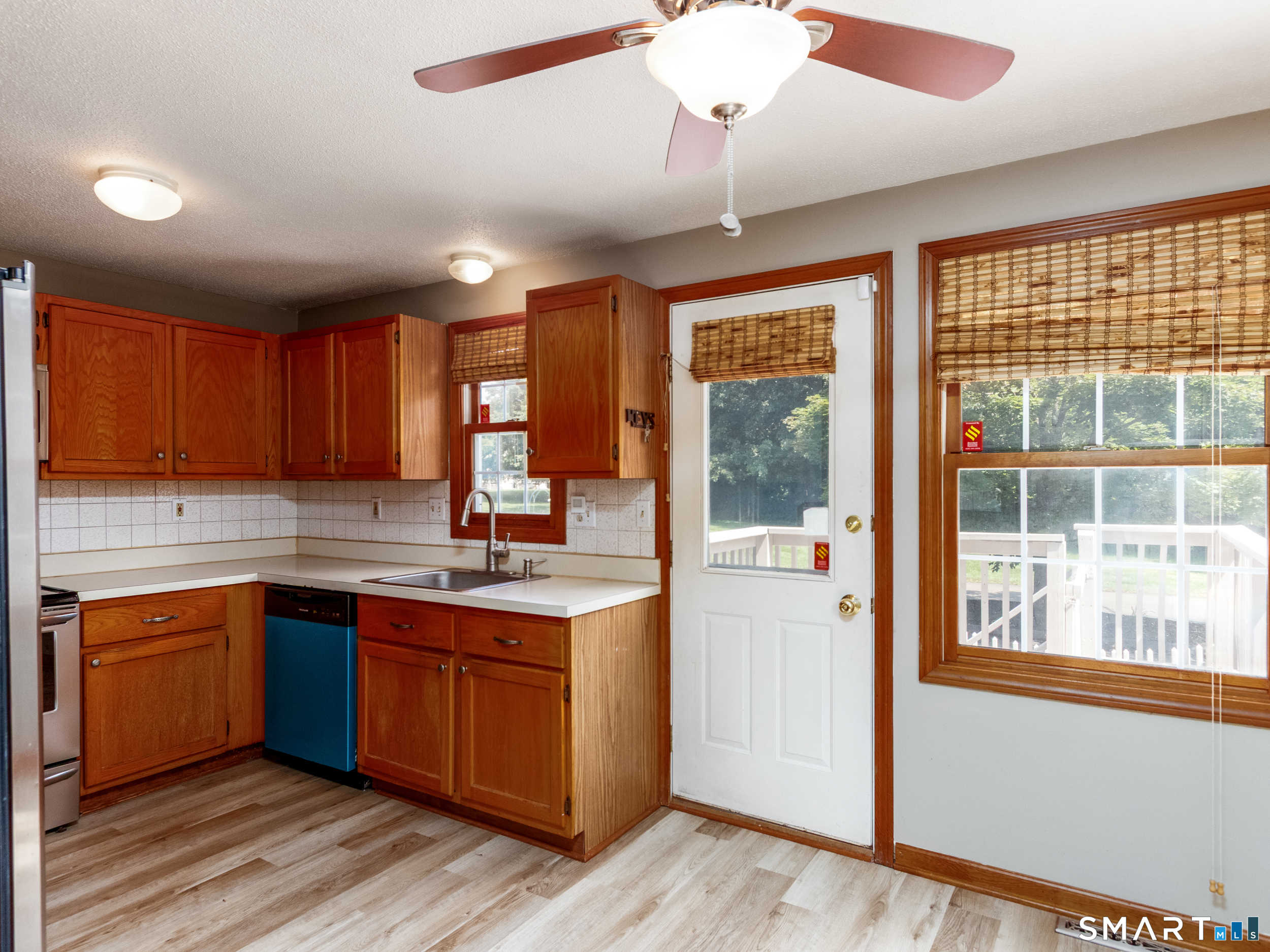 21 White Tail Lane Wallingford CT 06492