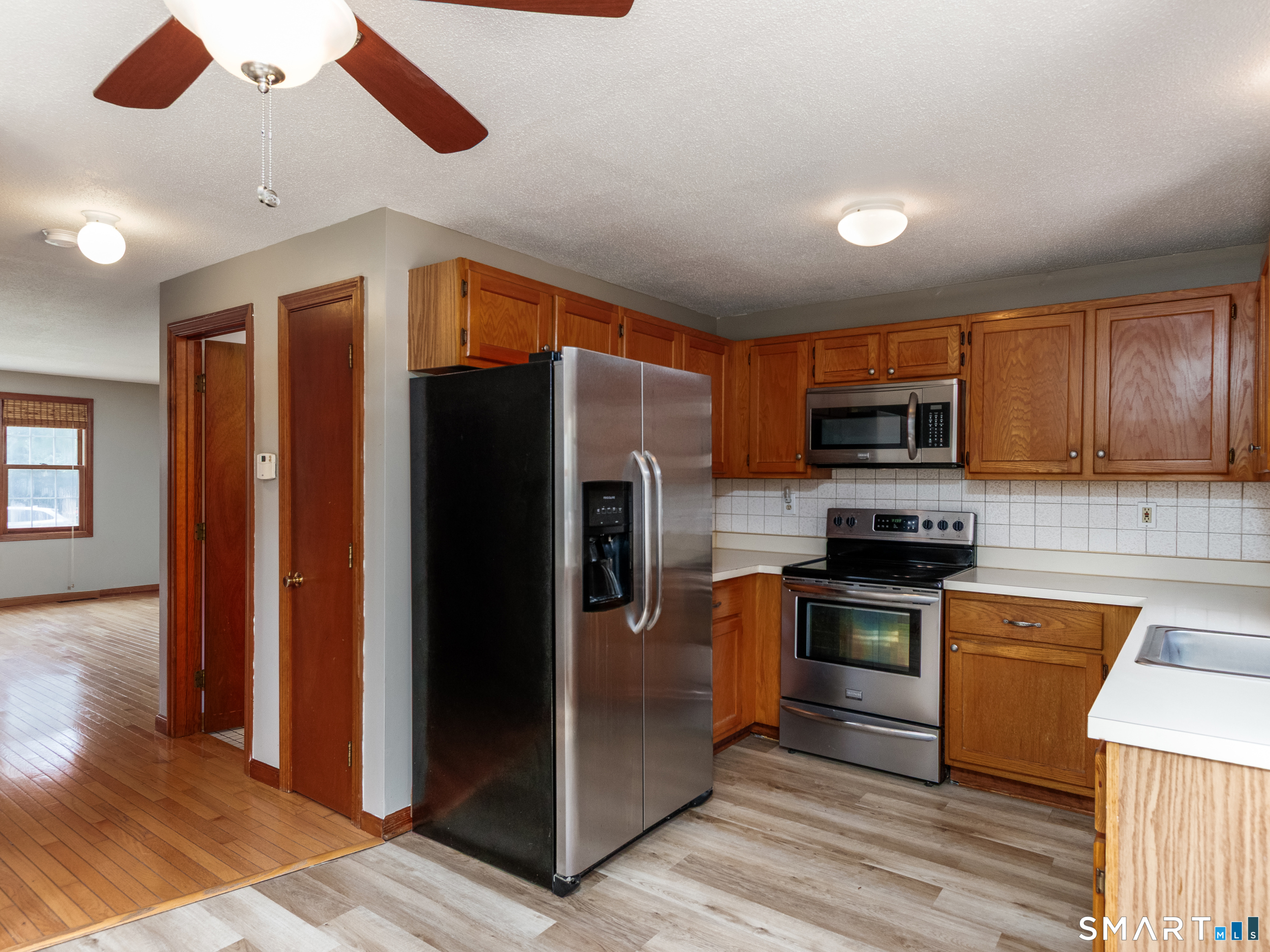 21 White Tail Lane Wallingford CT 06492