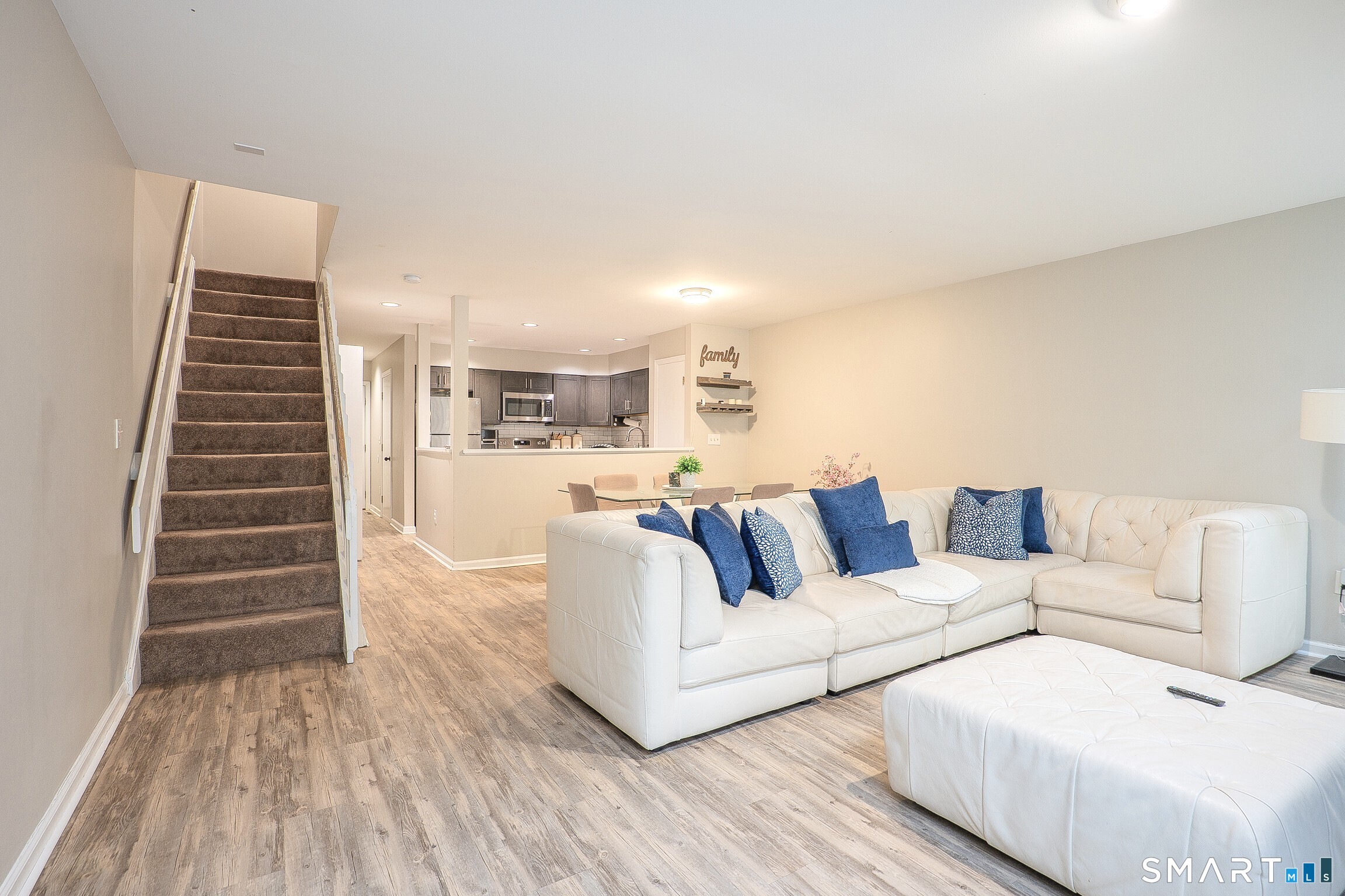 32 Deer Run Bethel CT 06801