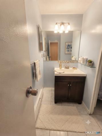 256 Sterling Village Meriden CT 06450