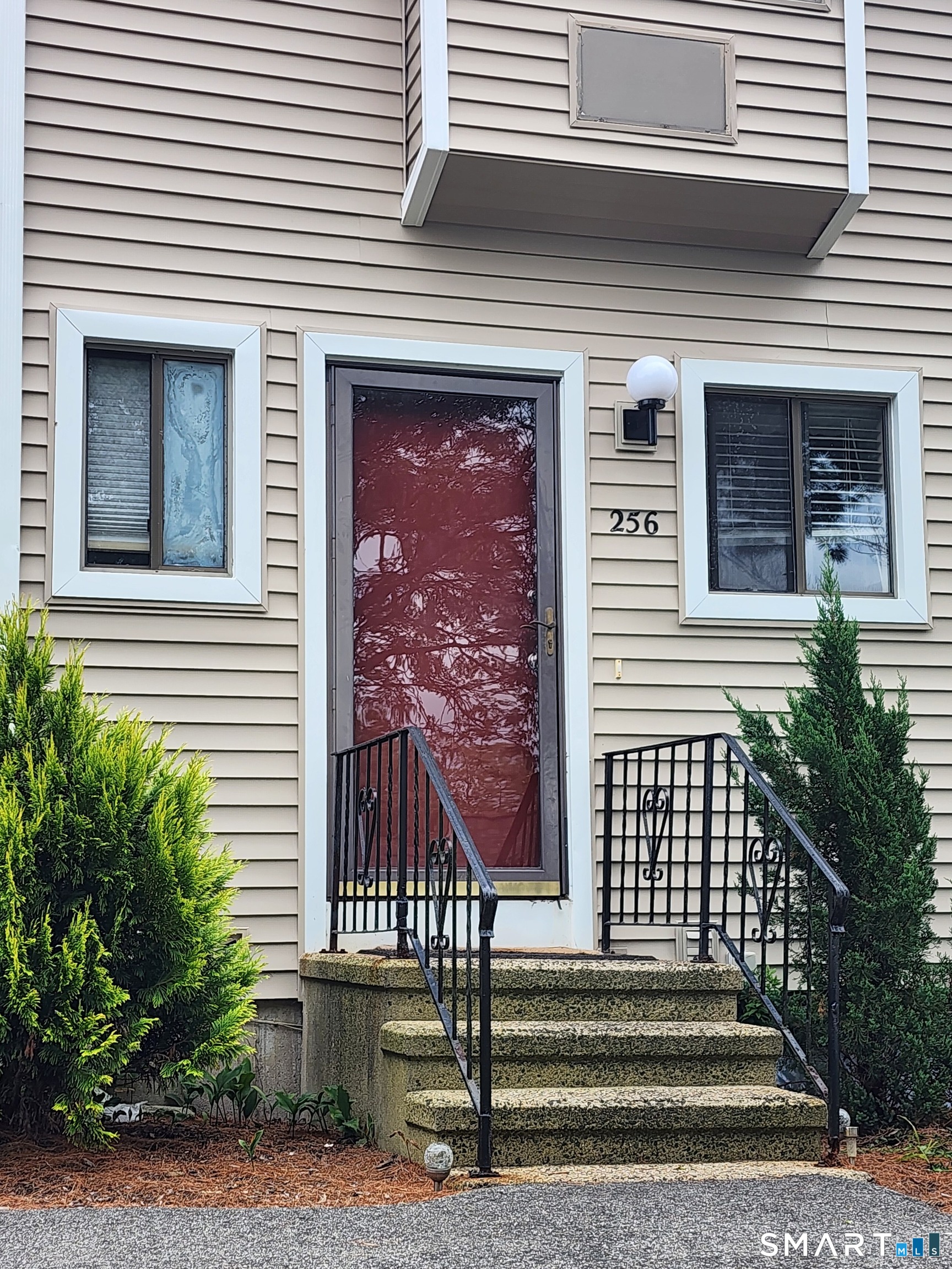 256 Sterling Village Meriden CT 06450