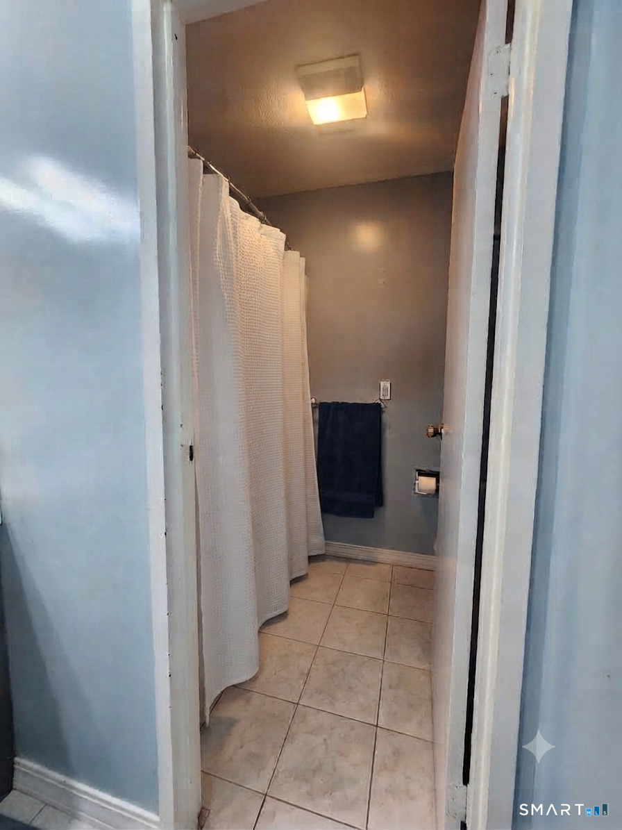 256 Sterling Village Meriden CT 06450
