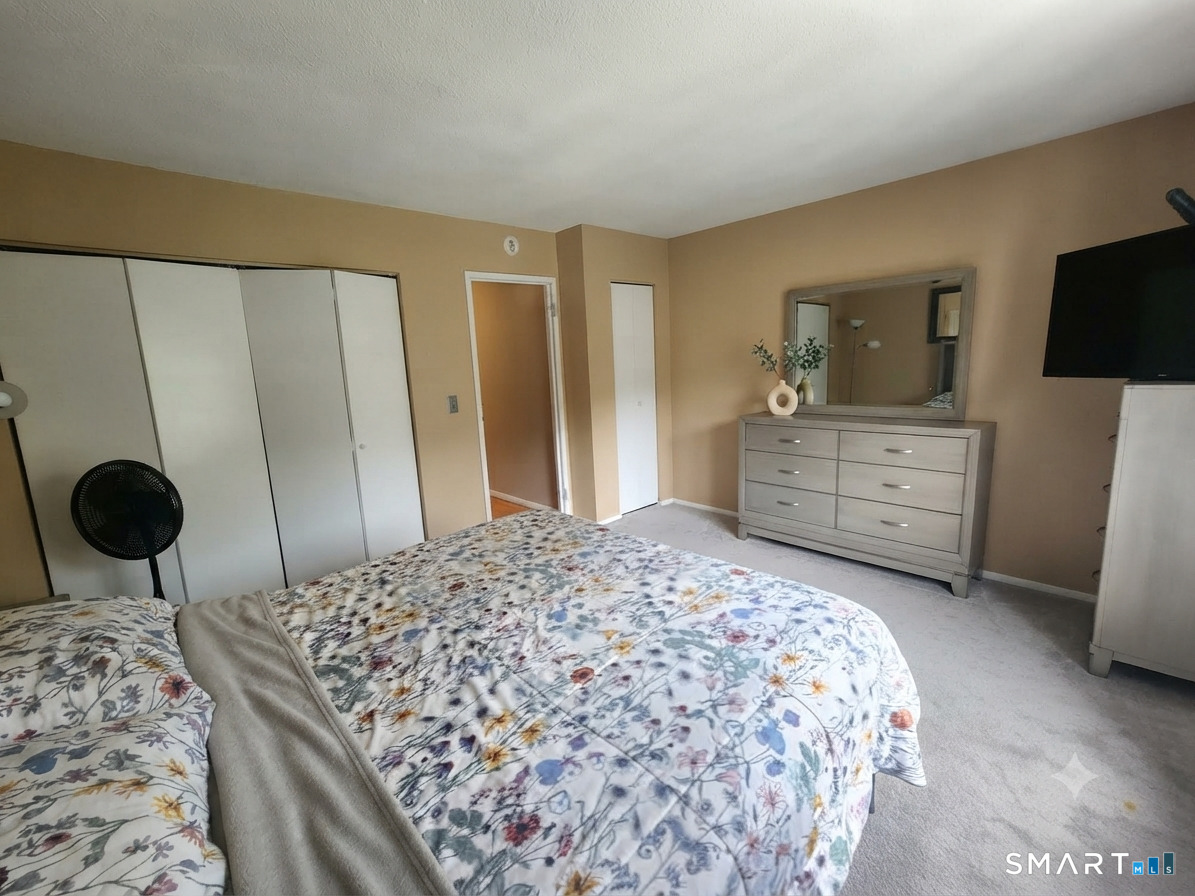 256 Sterling Village Meriden CT 06450