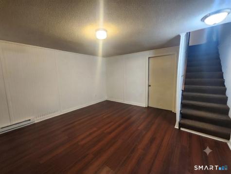 256 Sterling Village Meriden CT 06450