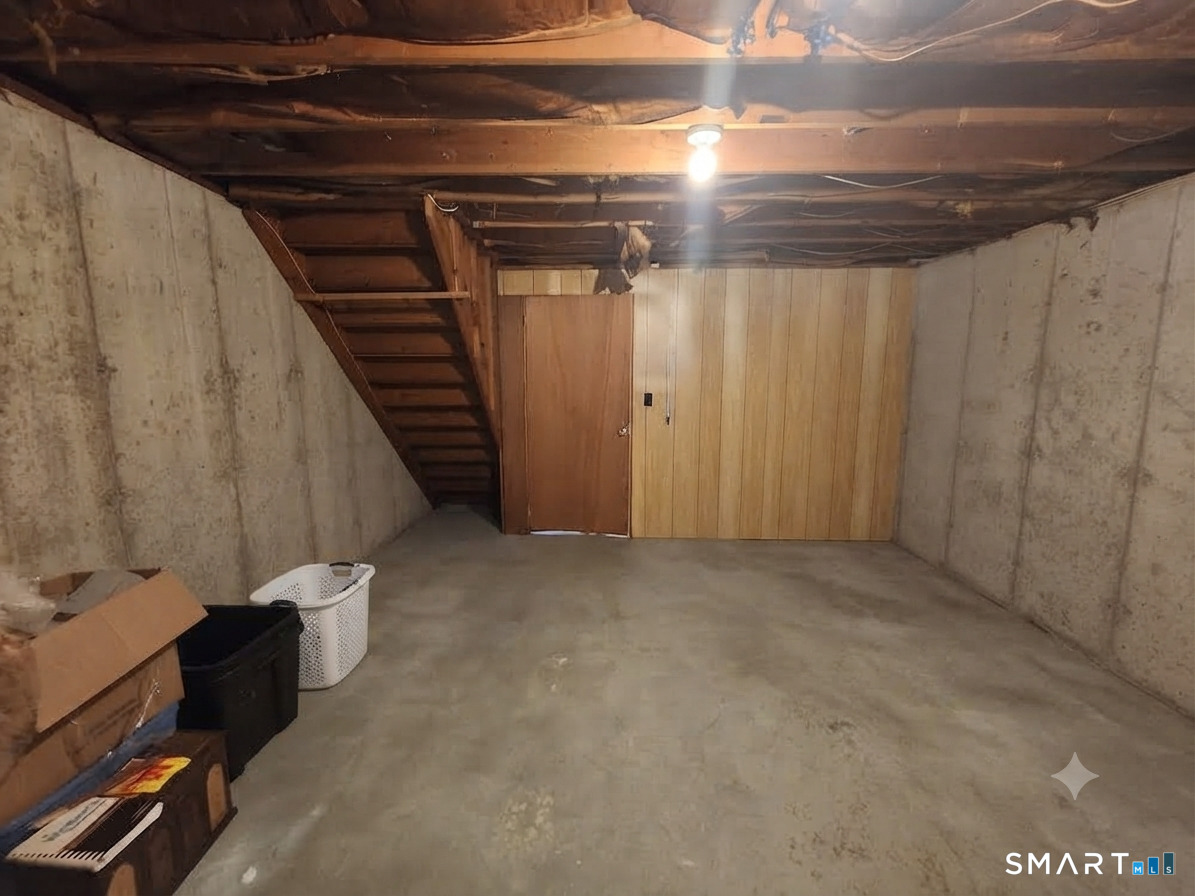 256 Sterling Village Meriden CT 06450