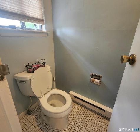 256 Sterling Village Meriden CT 06450