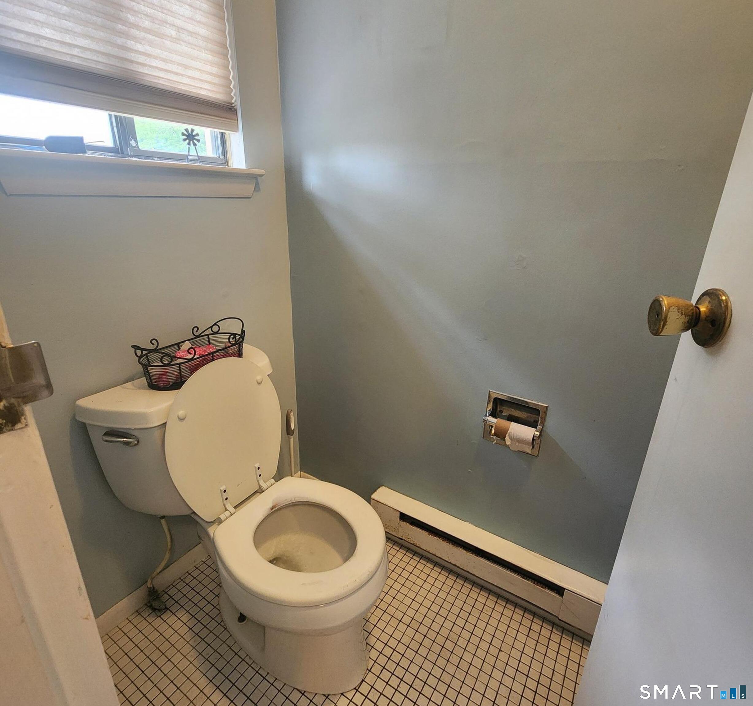 256 Sterling Village Meriden CT 06450