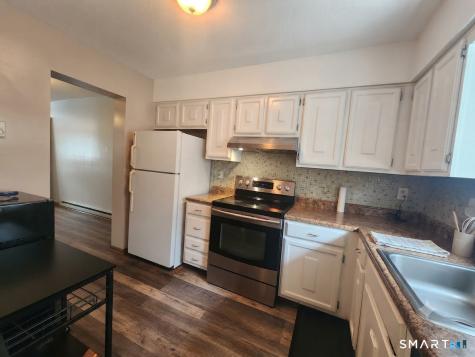 256 Sterling Village Meriden CT 06450