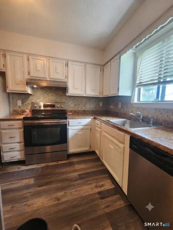256 Sterling Village Meriden CT 06450