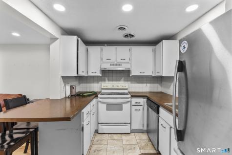 72 Shepards Knoll Drive Hamden CT 06514