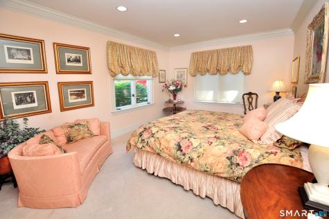 2 Schuyler Lane Bloomfield CT 06002
