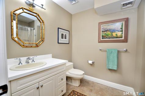 2 Schuyler Lane Bloomfield CT 06002