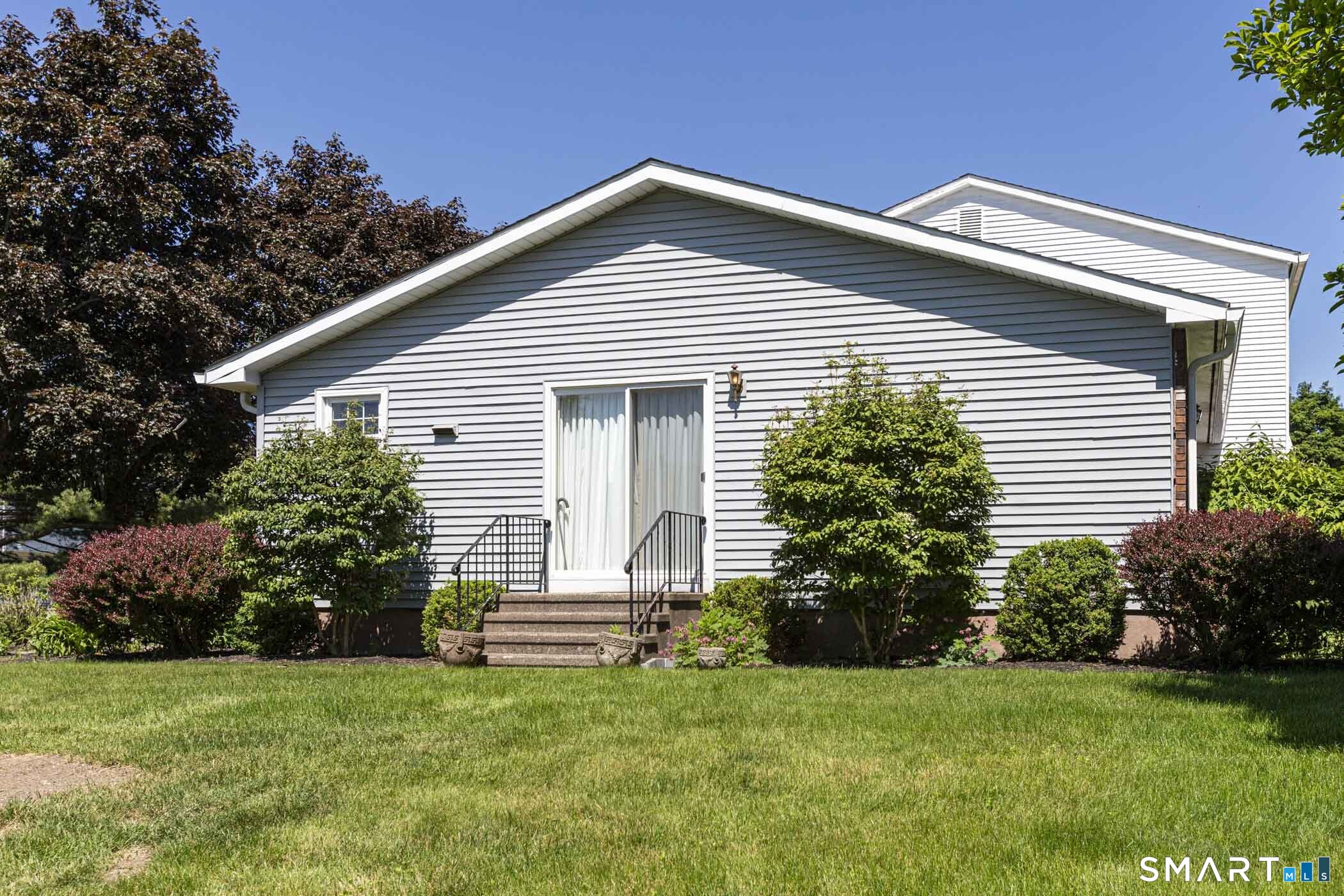 27 Esquire Drive Manchester CT 06042