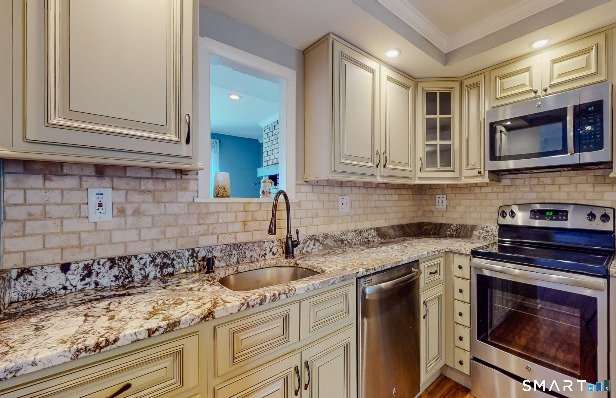 54 Clubhouse Drive Woodbury CT 06798