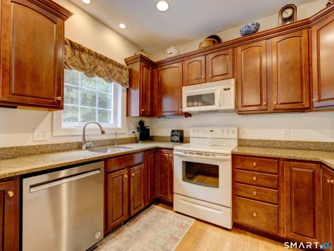 35 Sonoma Lane Middletown CT 06457