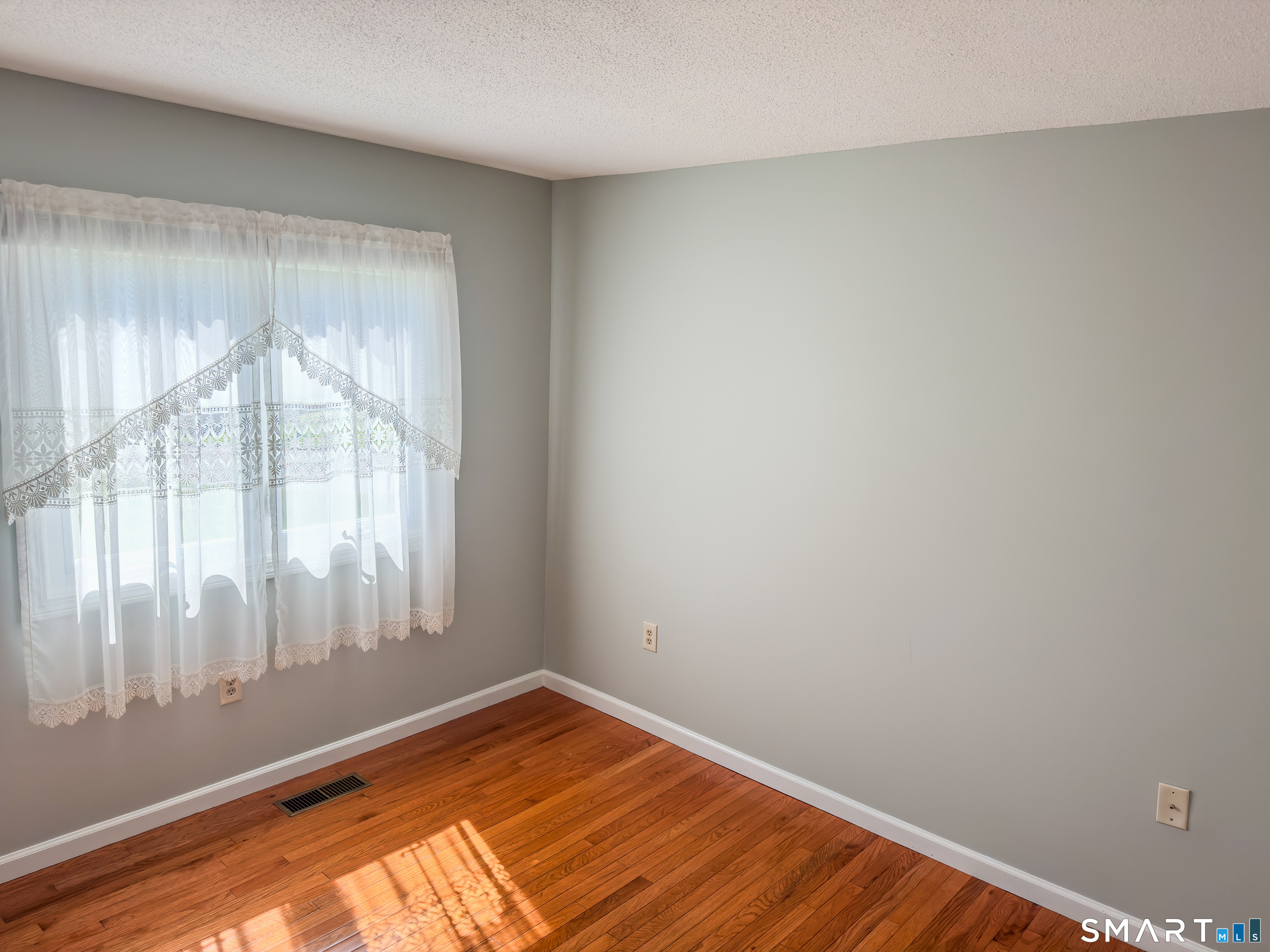 321 Songbird Lane Southington CT 06489