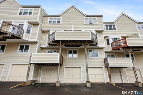 173 Russo Avenue East Haven CT 06513