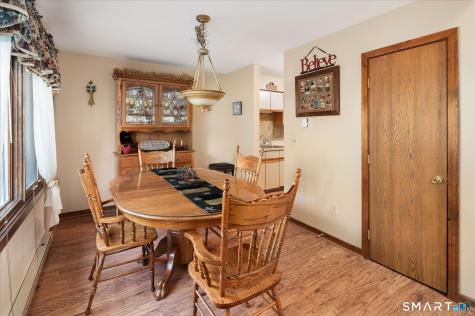 3 Twin Oaks New Milford CT 06776