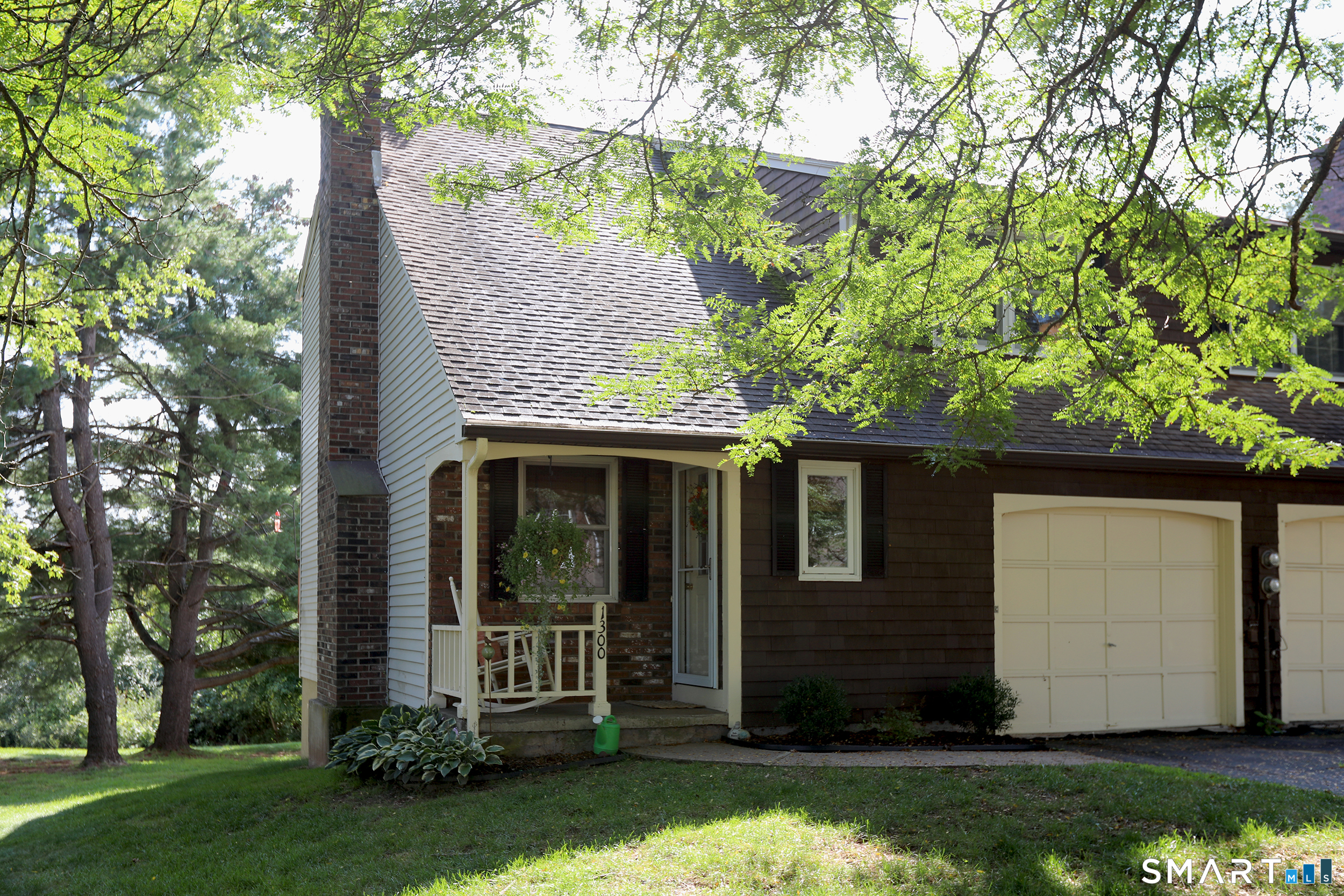 1300 Cambridge Drive Windsor CT 06095