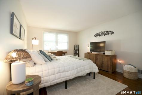 1300 Cambridge Drive Windsor CT 06095