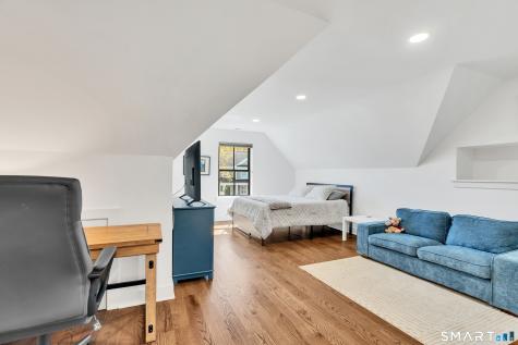 4 Bentons Knoll Guilford CT 06437