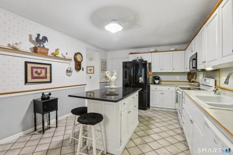69 Sullivan Farm New Milford CT 06776