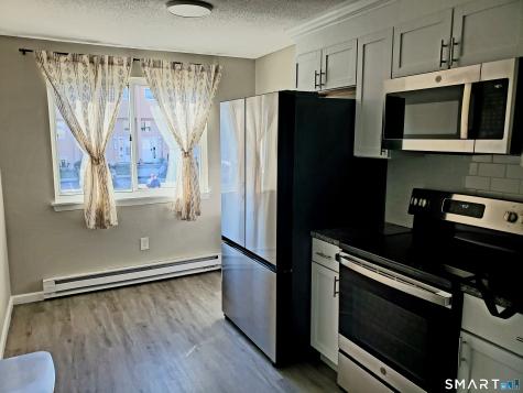 536 Shennecossett Road Groton CT 06340