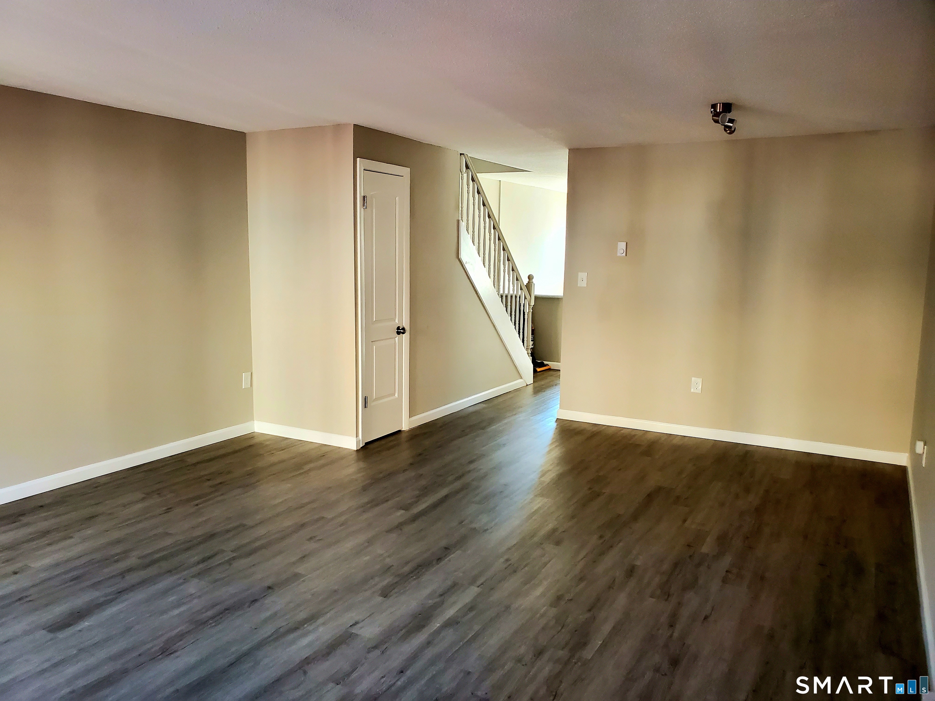 536 Shennecossett Road Groton CT 06340