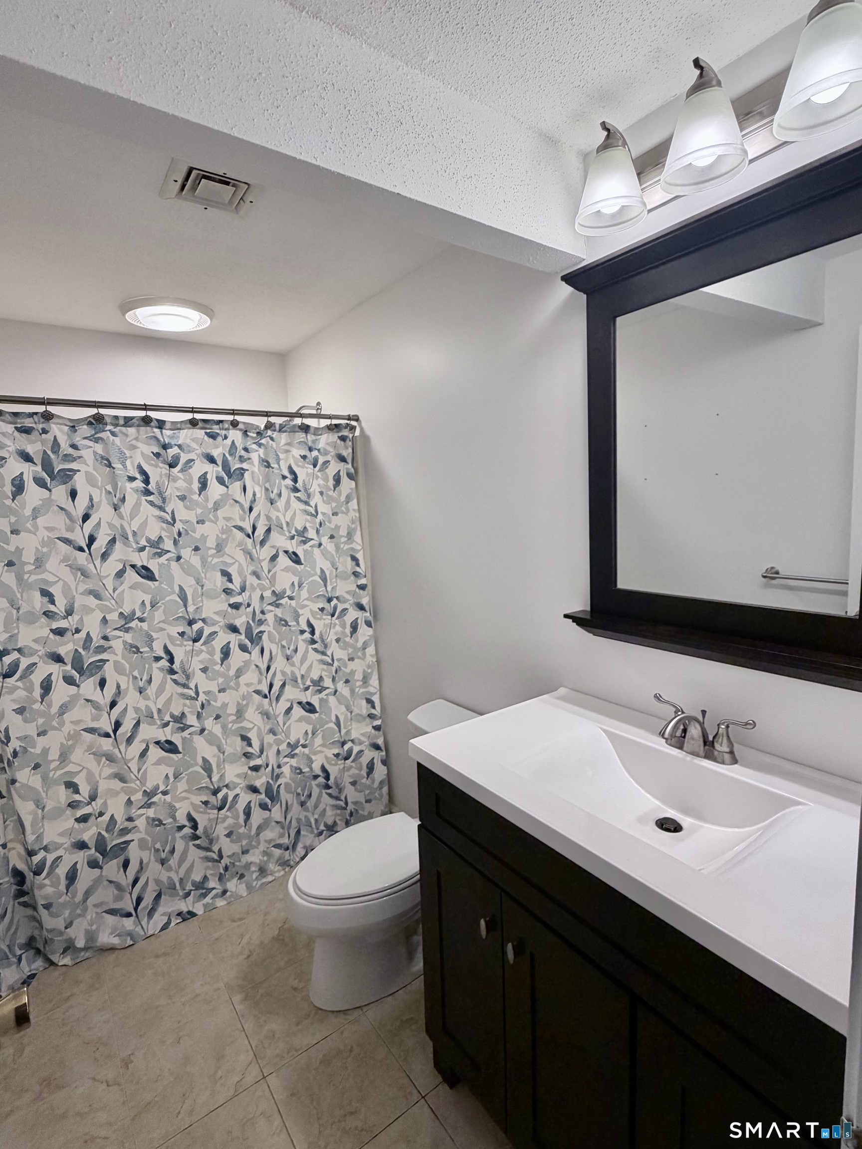 127 Songbird Lane Farmington CT 06032