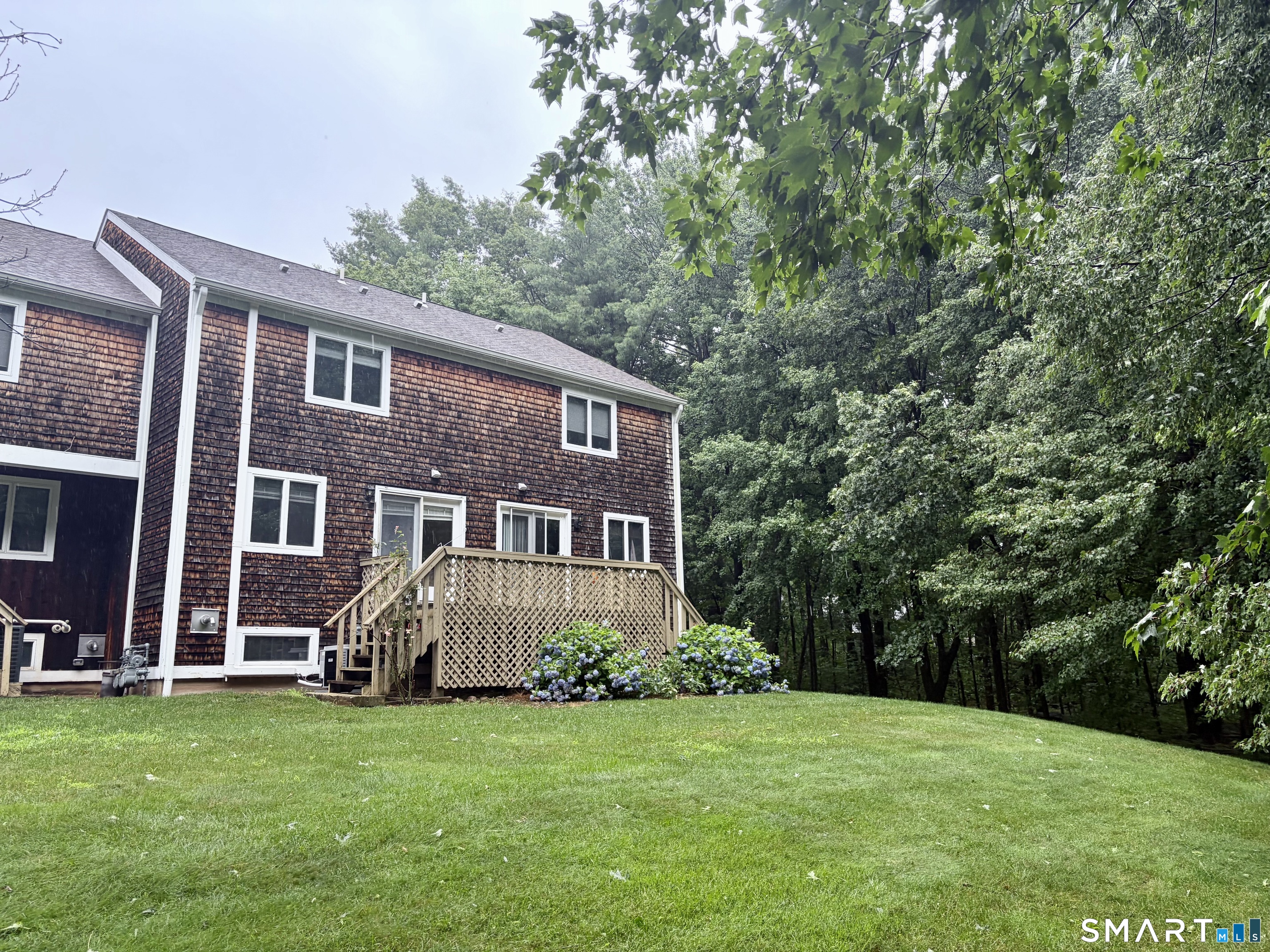 127 Songbird Lane Farmington CT 06032