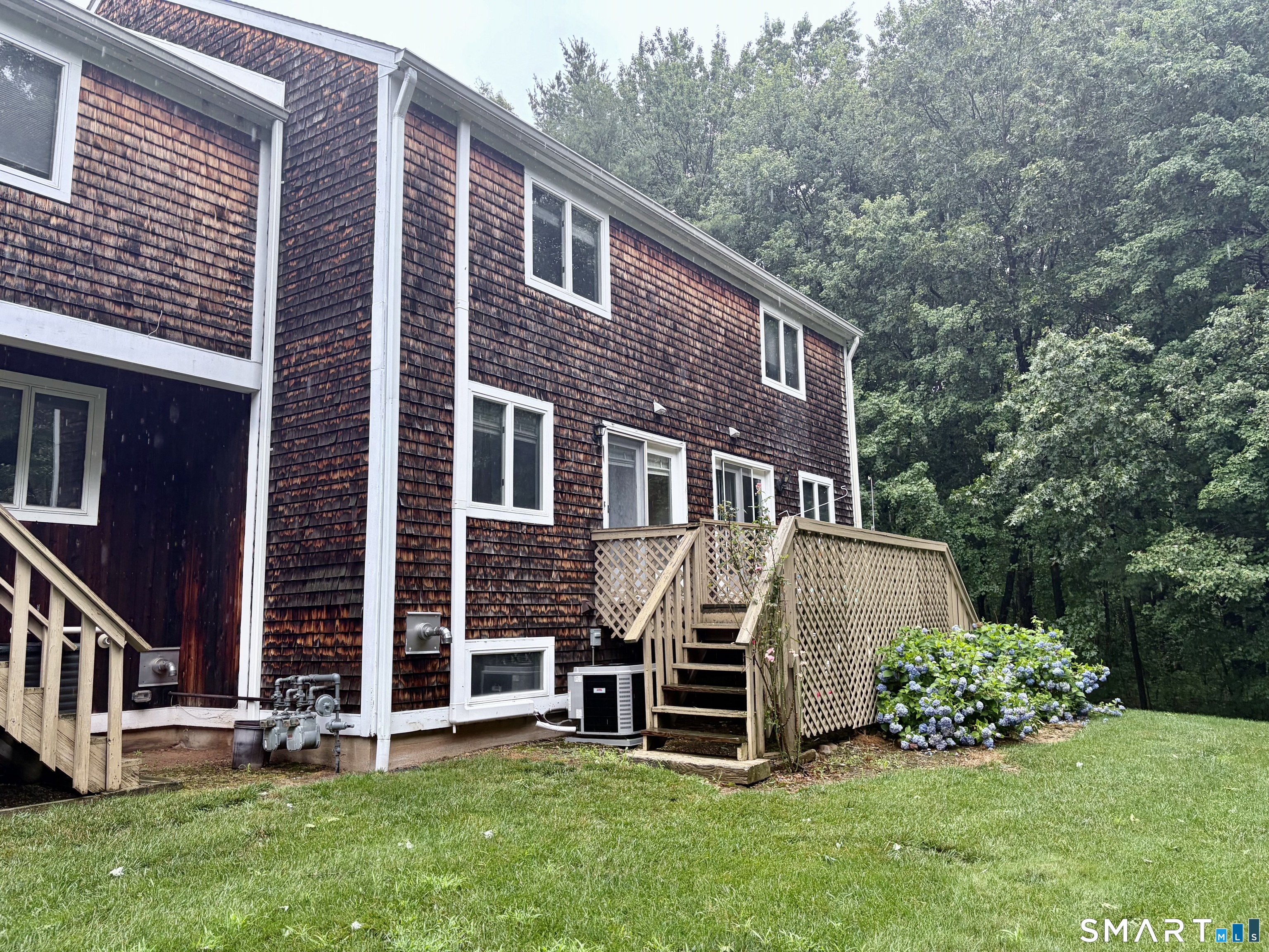 127 Songbird Lane Farmington CT 06032