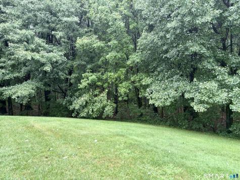 127 Songbird Lane Farmington CT 06032