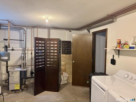 127 Songbird Lane Farmington CT 06032