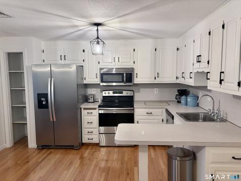 127 Songbird Lane Farmington CT 06032
