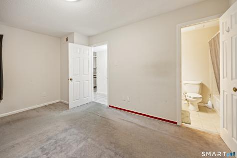 42 Carriage Crossing Lane Middletown CT 06457