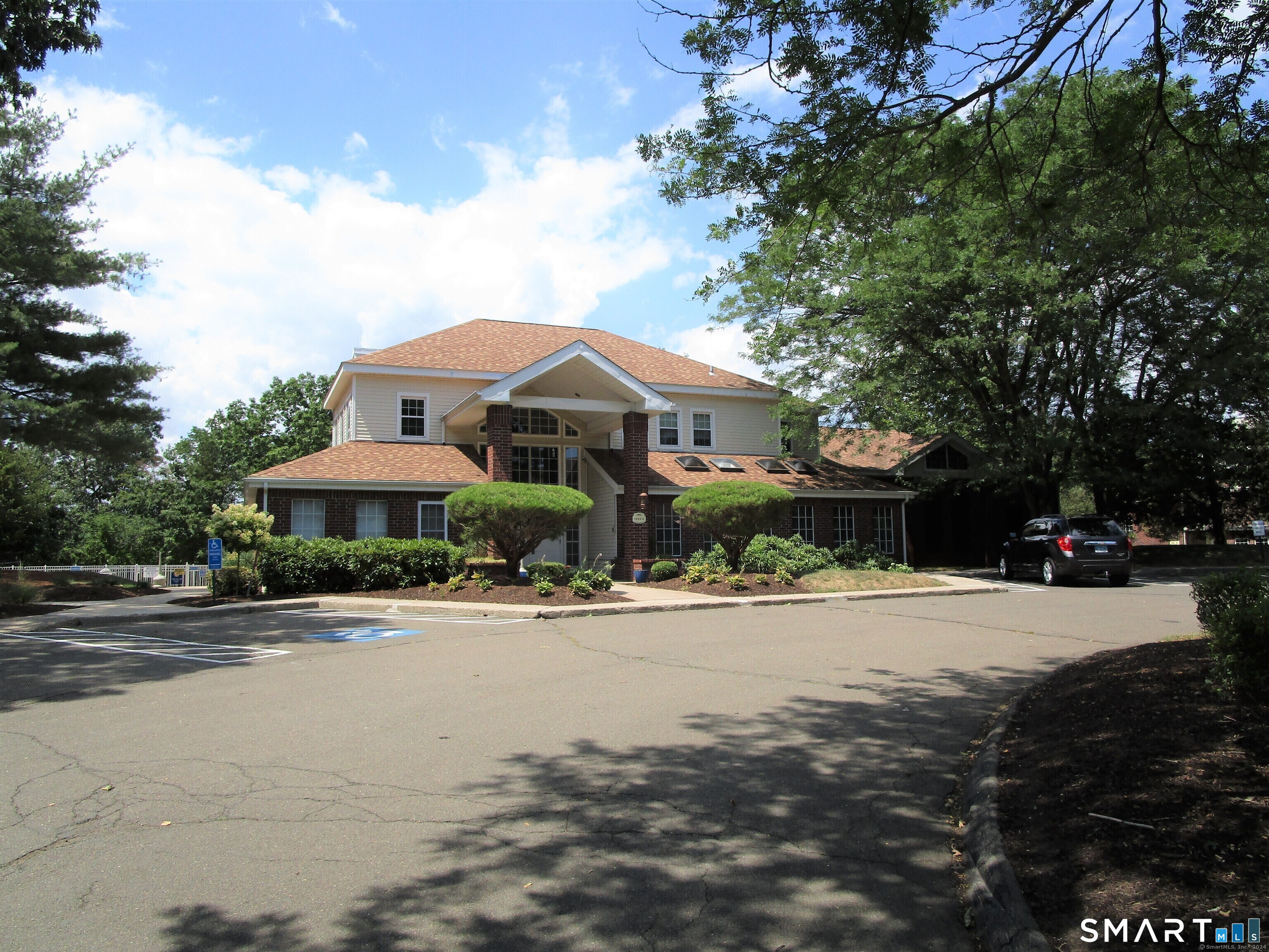 42 Carriage Crossing Lane Middletown CT 06457