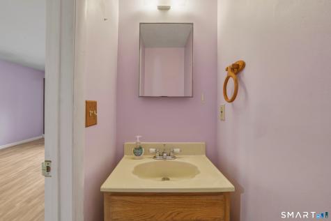 1081 New Haven Road Naugatuck CT 06770