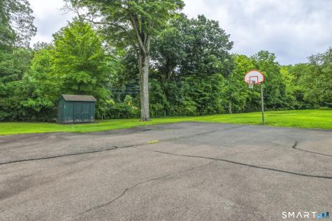 1081 New Haven Road Naugatuck CT 06770