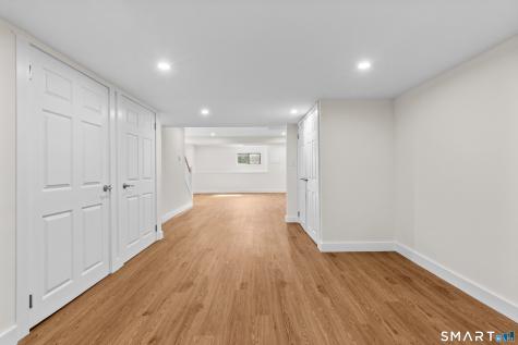 564 Pequot Lane Stratford CT 06614