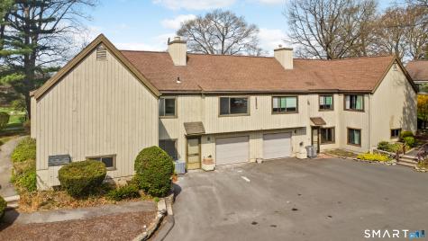 564 Pequot Lane Stratford CT 06614