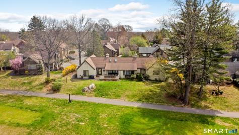 564 Pequot Lane Stratford CT 06614