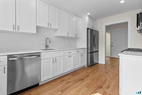 564 Pequot Lane Stratford CT 06614