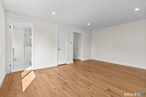 564 Pequot Lane Stratford CT 06614