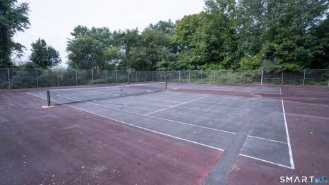 15 Woodsedge Drive Newington CT 06111
