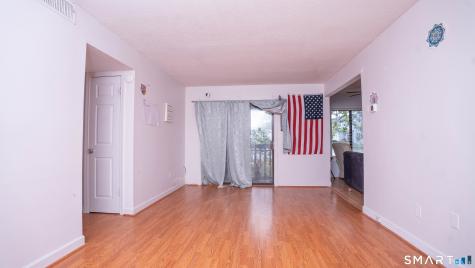 15 Woodsedge Drive Newington CT 06111