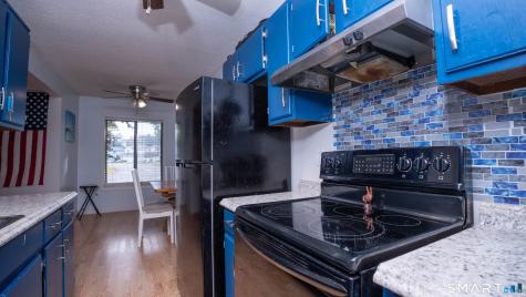 15 Woodsedge Drive Newington CT 06111