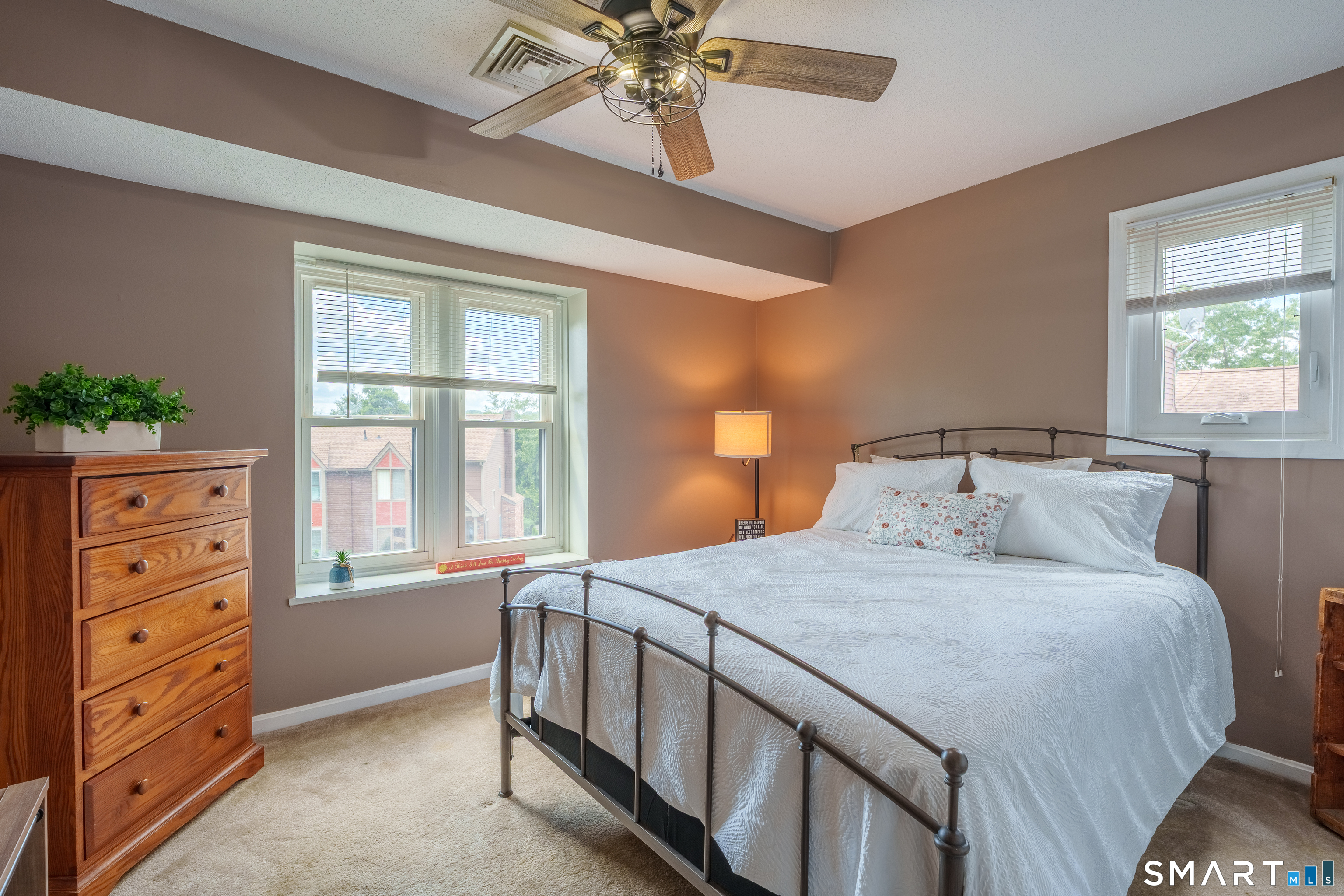 213 West Town Street Norwich CT 06360