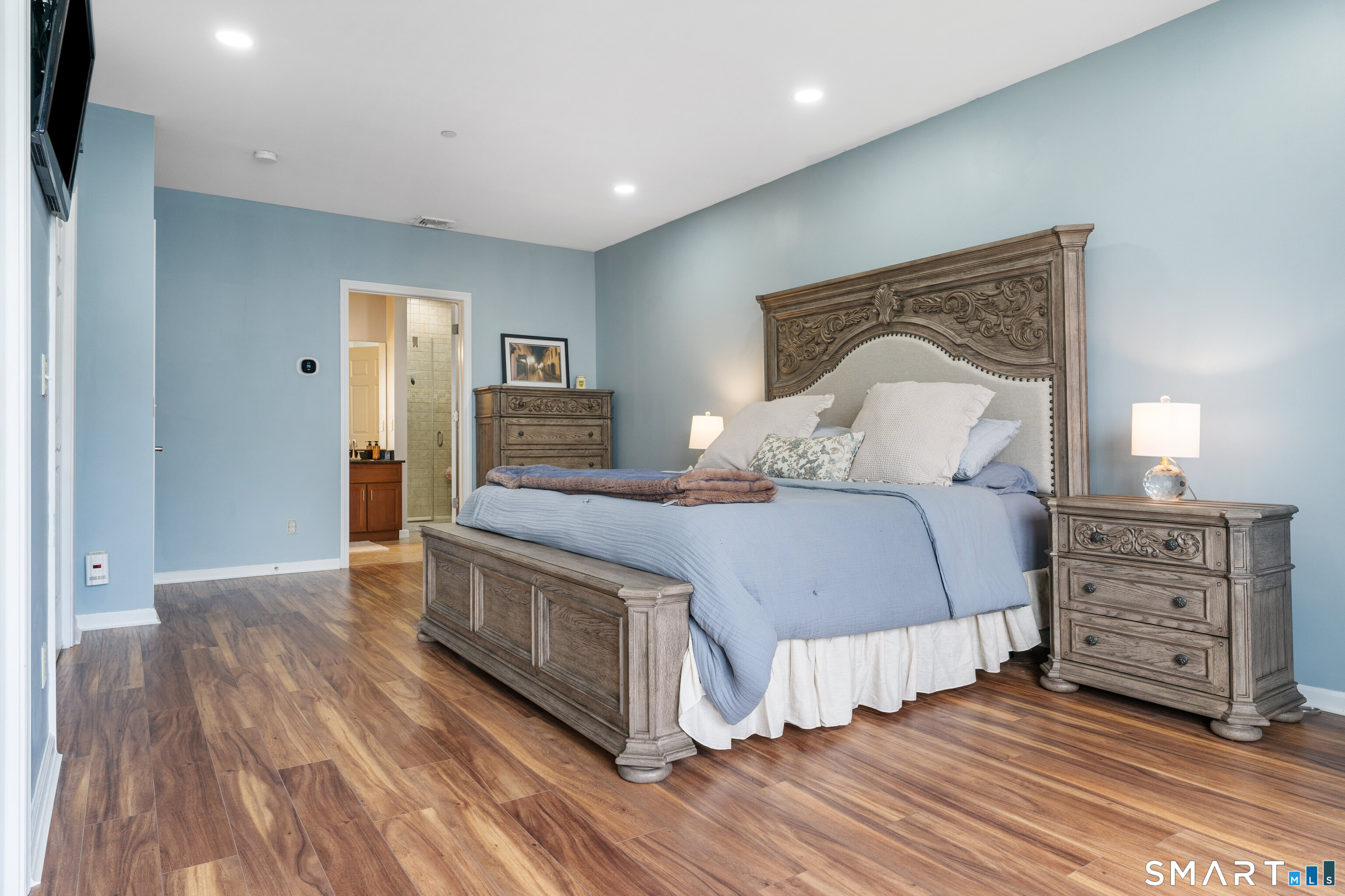60 Maple Street Branford CT 06405